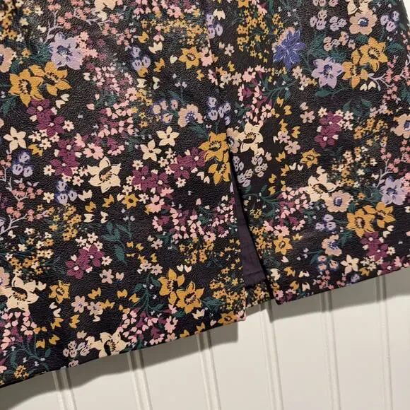 Anthropologie Maeve Floral Faux Leather Mini Skirt Side Slit Size 8 - Picture 3 of 6